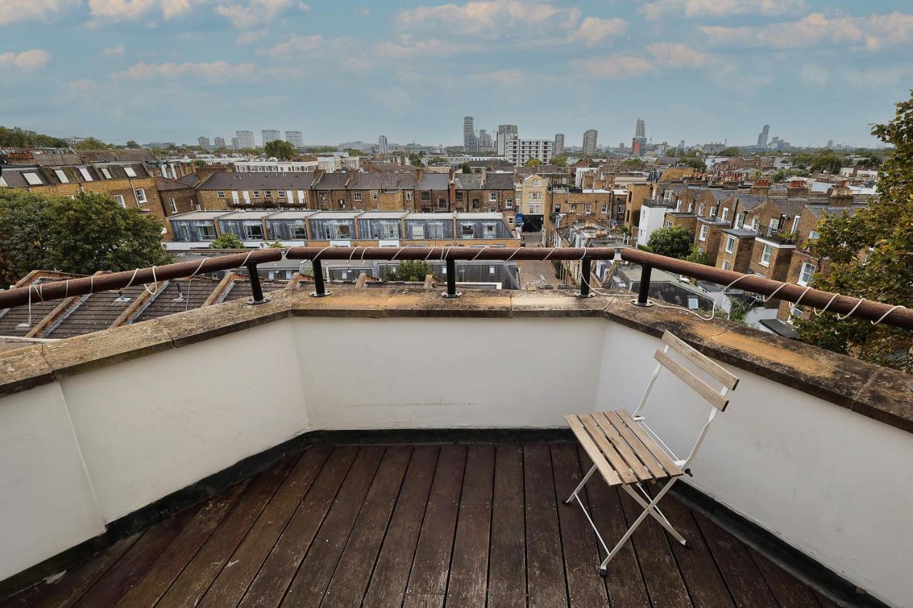2 Bedroom Chic Apartment With Private Balcony In Notting Hill 런던 외부 사진